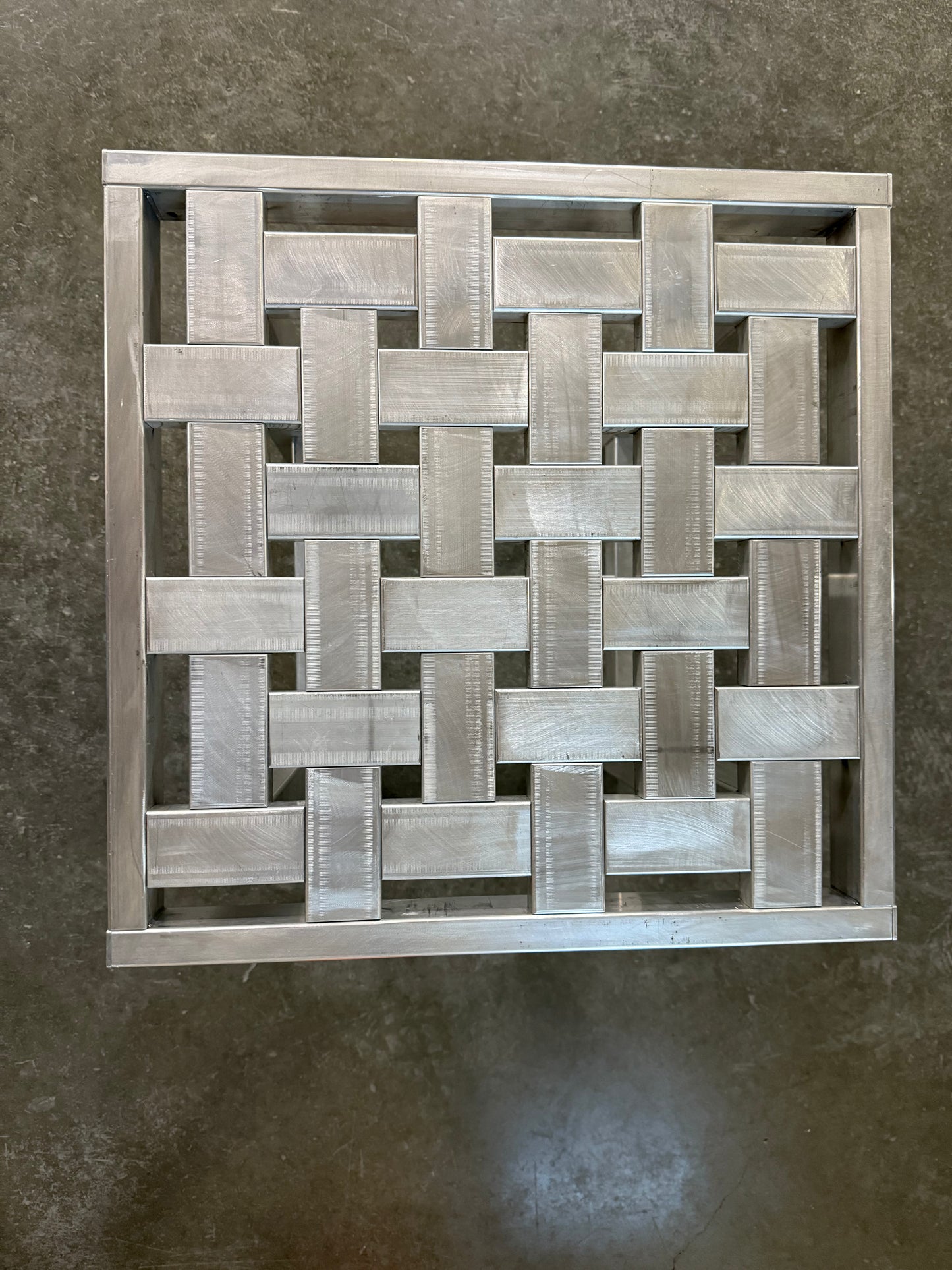 Sebastian - 21" Original Forever Aluminum Table