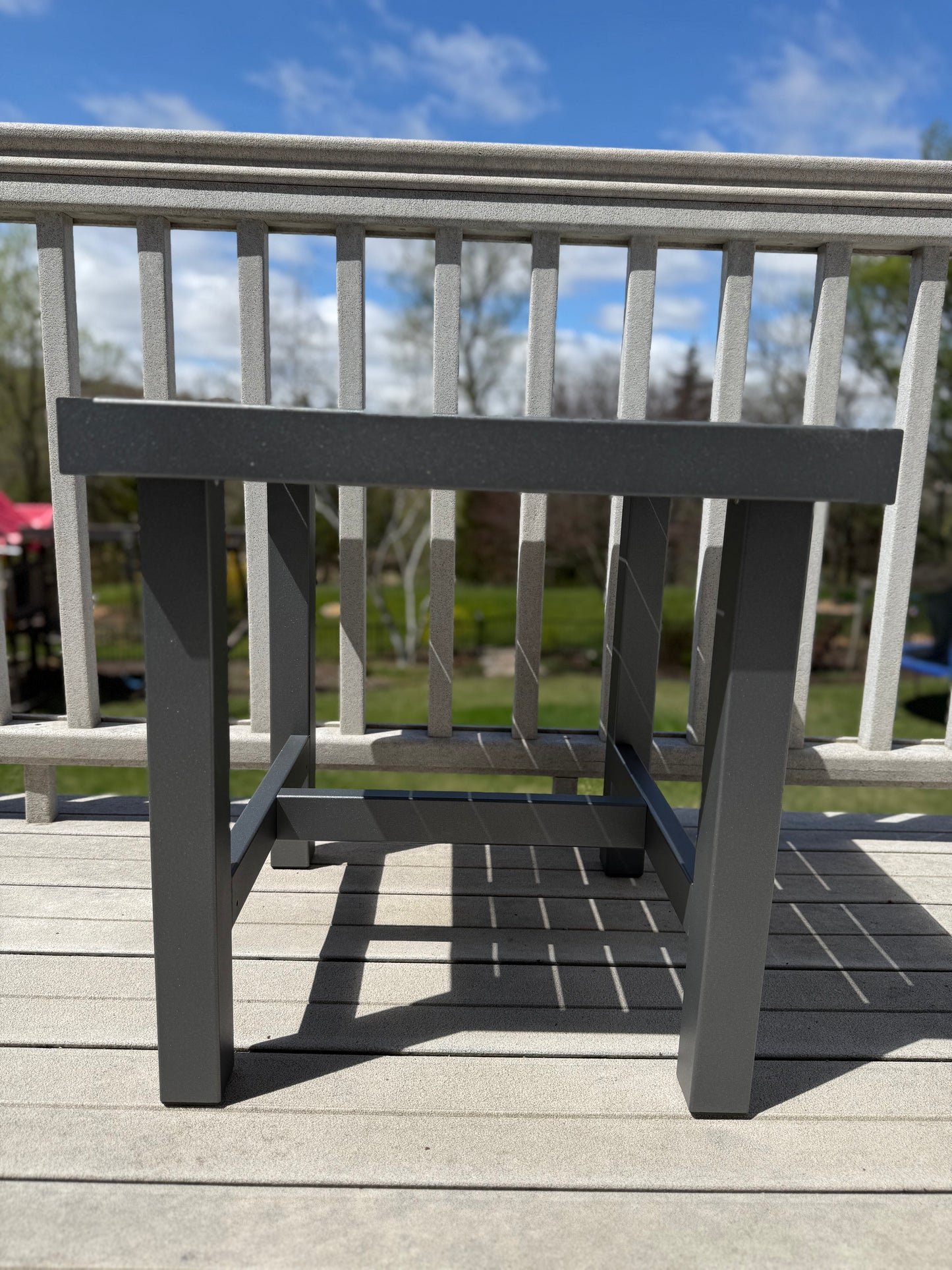 Mark - 22.5" Classic Forever Aluminum Classic Table