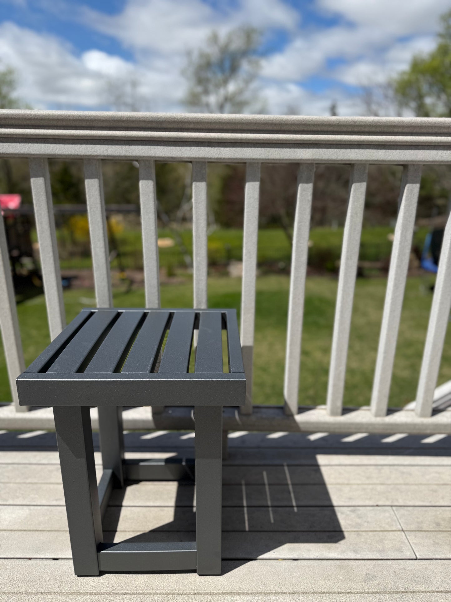Luca - 15" Classic Forever Aluminum Table